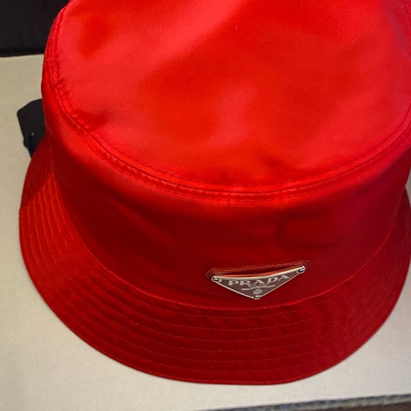 COPY - Prada bucket hat - Picture 4 of 6